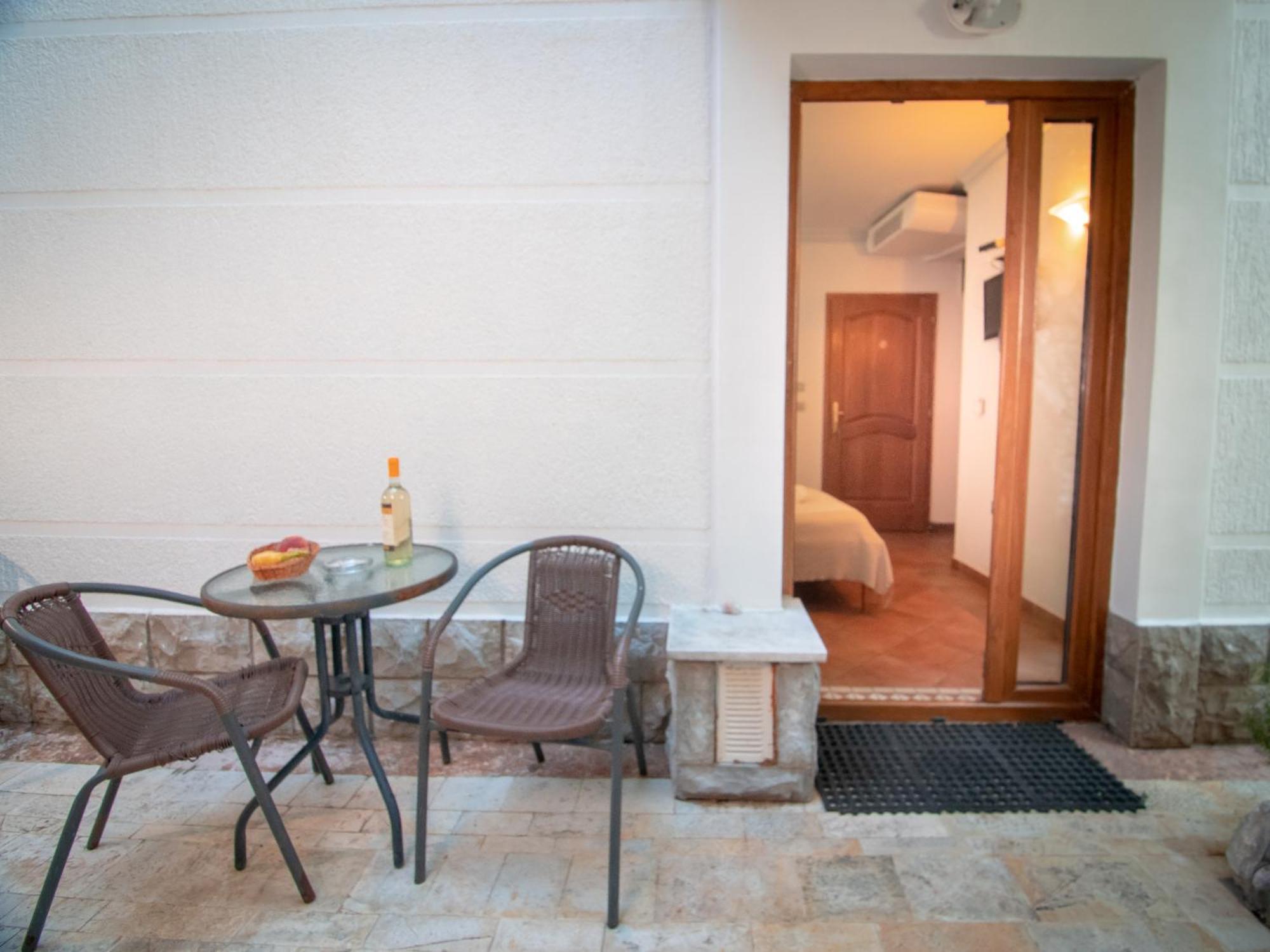 סבטי סטפן Apartments And Rooms Levantin Inn מראה חיצוני תמונה