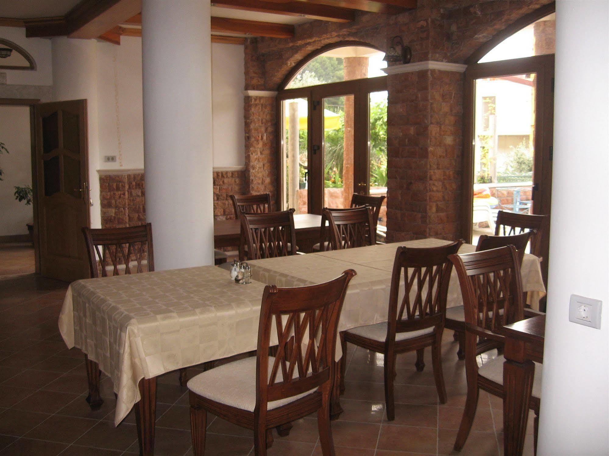 סבטי סטפן Apartments And Rooms Levantin Inn מראה חיצוני תמונה